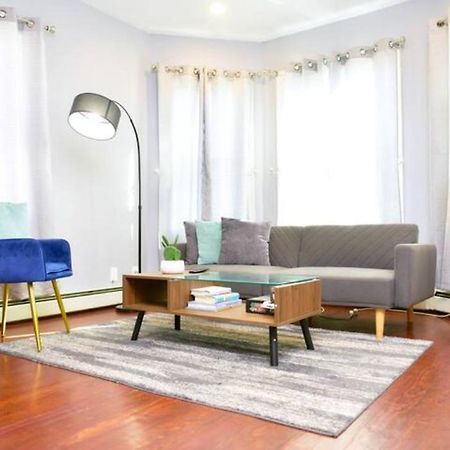 Cozy Apartment 3Rd 10Min Walk Downtown And City View Providence Exterior foto